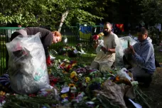 Dny truchlení skončily, Británie se vrací k normálnímu životu