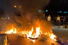 Íránem po úmrtí Amíníové dál zmítají demonstrace za ženská práva i proti konzervativnímu režimu