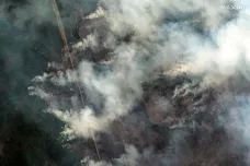 V kanadské Manitobě kvůli lesním požárům opustilo domovy 17 tisíc lidí