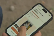 Češi k charitě stále častěji využívají internet