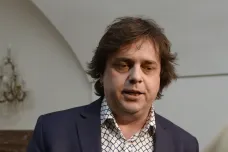 Výroky exposlance Roznera o romském táboře v Letech bude řešit soud