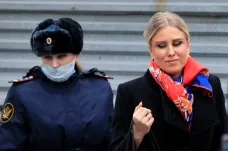 Sobolová podle některých médií přes zákaz odjela z Ruska