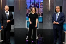 Němci volí nový Spolkový sněm. Bez Merkelové a možná největší v historii
