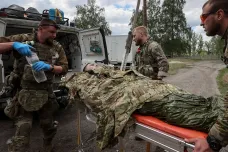 Na severu Charkovské oblasti se nepřetržitě střílí. Ukrajina evakuovala na čtyři tisíce lidí