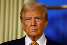 Trump by zvážil setrvání v NATO. Hodlá omilostnit odsouzené za útok na Kongres