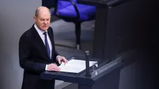 Olaf Scholz v Bundestagu