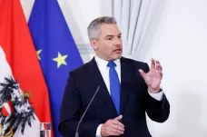 Novým rakouským kancléřem bude dosavadní ministr vnitra Karl Nehammer