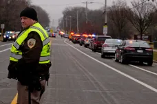 Na škole ve Wisconsinu střílela patnáctiletá dívka, oznámila policie