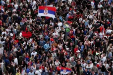 Tragédie v Novém Sadu před půlrokem zažehla srbské protesty
