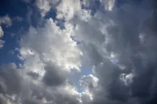 Týden bude oblačný až zatažený, o víkendu může sněžit