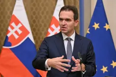 Očekávané se na Slovensku stalo realitou. Ódorova vláda nezískala důvěru, v úřadu zůstane