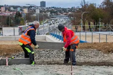 Obchvaty, silnice i modernizace nemocnic. Hejtmani hovořili o plánech na příští rok