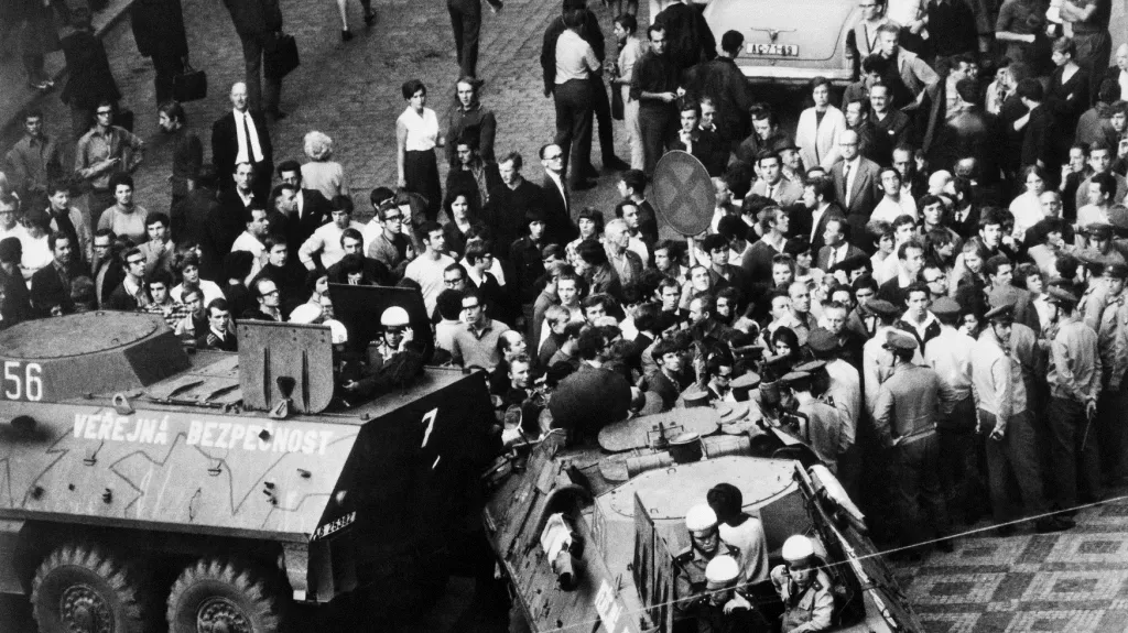 Demonstrace 21. srpna 1969, zákrok Veřejné bezpečnosti na Václavském náměstí