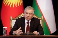 Mirzijojev smí vládnout do roku 2040. Uzbekové odhlasovali i garanci některých práv a svobod