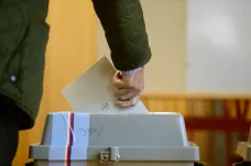 O korespondenční volbě mají poslanci hlasovat příští pátek
