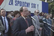 30 let zpět: „Za spoločný štát.“ V Bratislavě demonstrovali stoupenci federace
