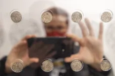 Peníze si do hrobu nevezmeš. Mince a bankovky budou k vidění v pardubickém muzeu