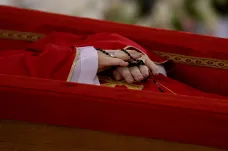 Pohřeb papeže Františka se ve Vatikánu uskuteční v sobotu