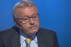Zeman údajně chce v čele centrální banky Vladimíra Dlouhého