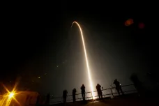 Na ISS vyrazila čtveřice astronautů. Budou zkoumat vliv mikrogravitace na život