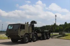 Tatra vyrobí pro armádu osmdesát nákladních vozů. Přijdou na víc než miliardu