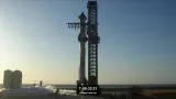 Starship na rampě při neúspěšném pokusu o start 17. dubna